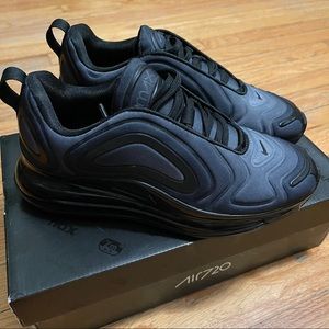 Women Nike Air Max 720